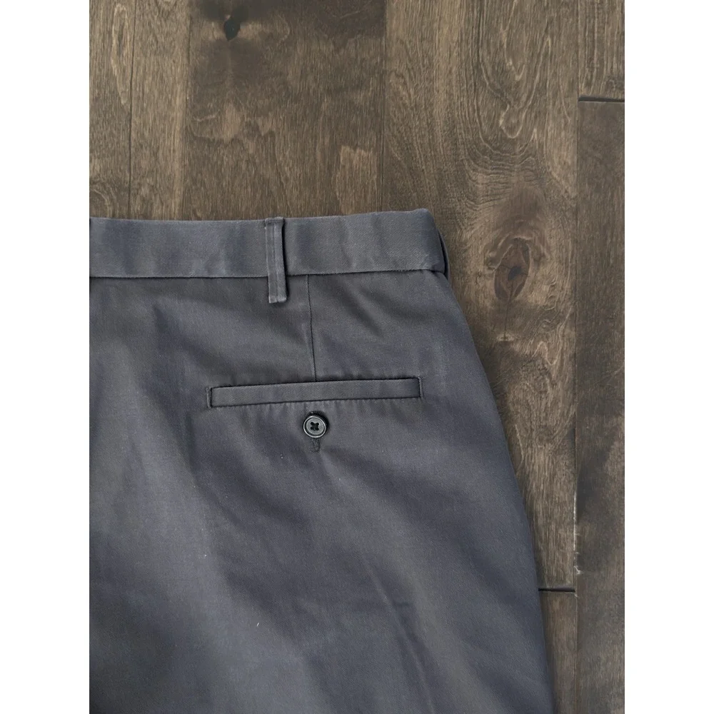 Haggar Premium Flat Front Cotton Khaki Pant Men Size 36X30 Grey Expandable Waist